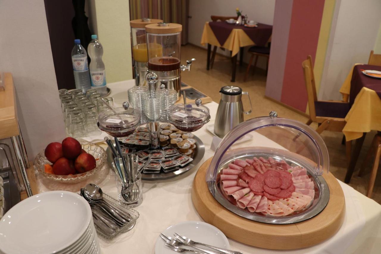 Hotel Regina Darmstadt Esterno foto